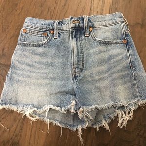 Madewell The Perfect Jean Short size 25